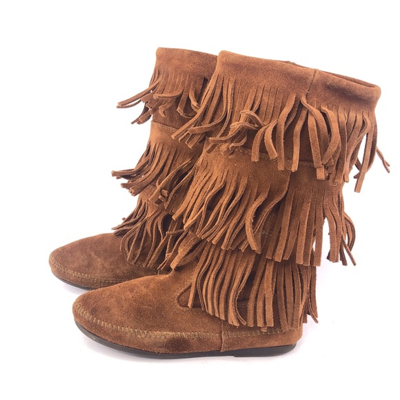 Minnetonka 1632 3-Layer Fringe Moccasin Boots 7 - Picture 2 of 11